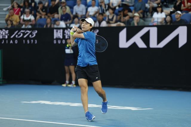 lol直播-澳网结束单打首轮争夺，中国网球军团四人成功晋级